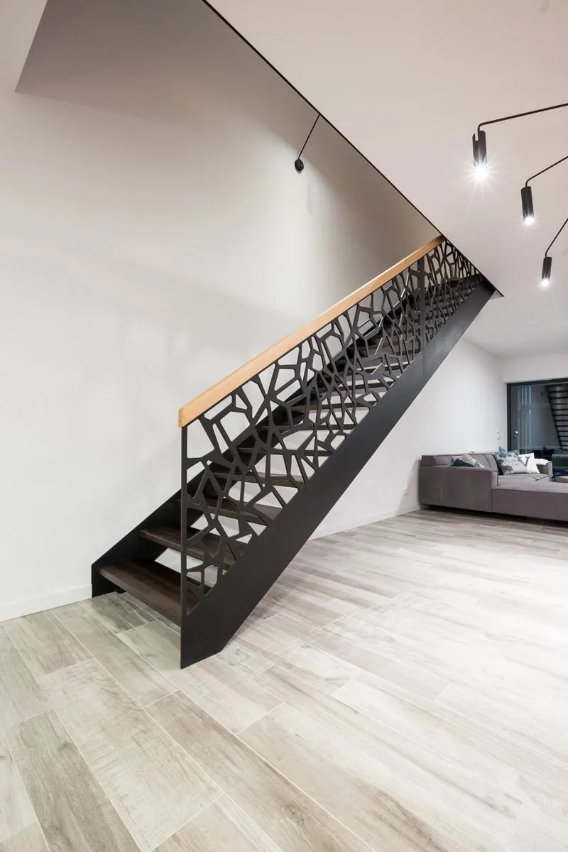 Treppen aus Polen nach Maß als gerade Treppe