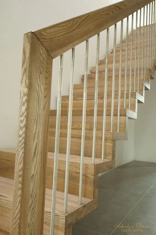 Moderne Faltwerktreppen aus Polen nach Maß gefertigt